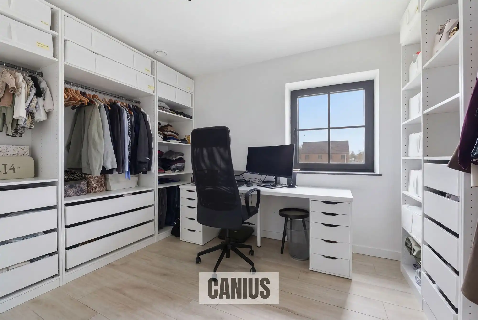 MODERNE WONING MET 3 SLKS & TUIN foto 14