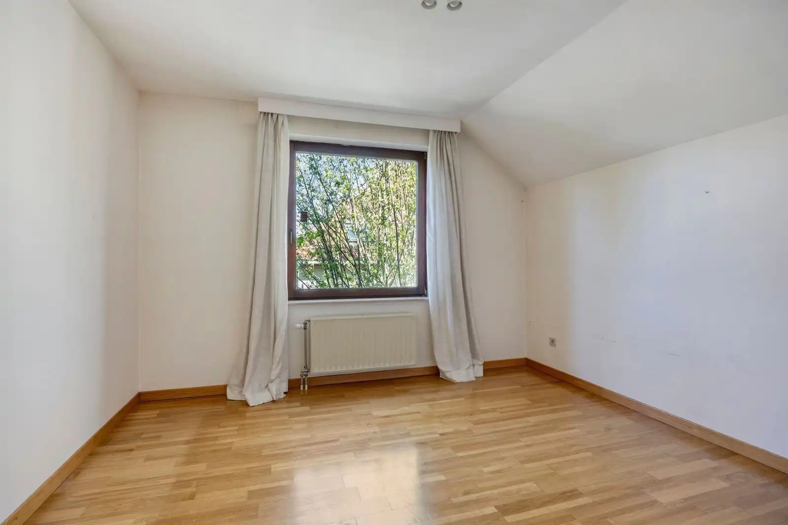 Woning met 5 slaapkamers te Beersel foto 29