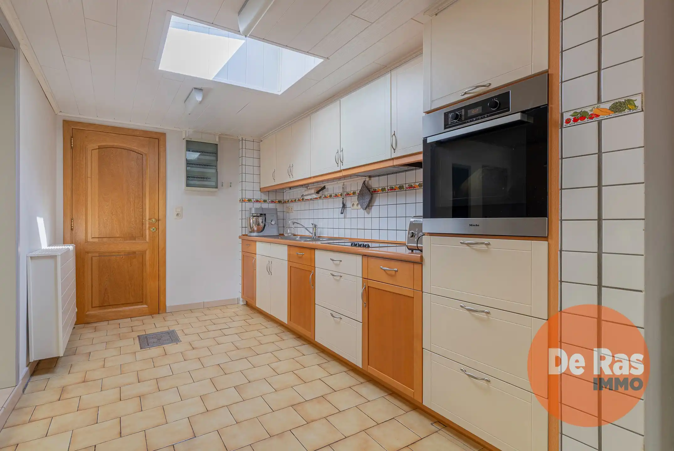 NIEUWERKERKEN - Goed onderhouden woning met tuin foto 6