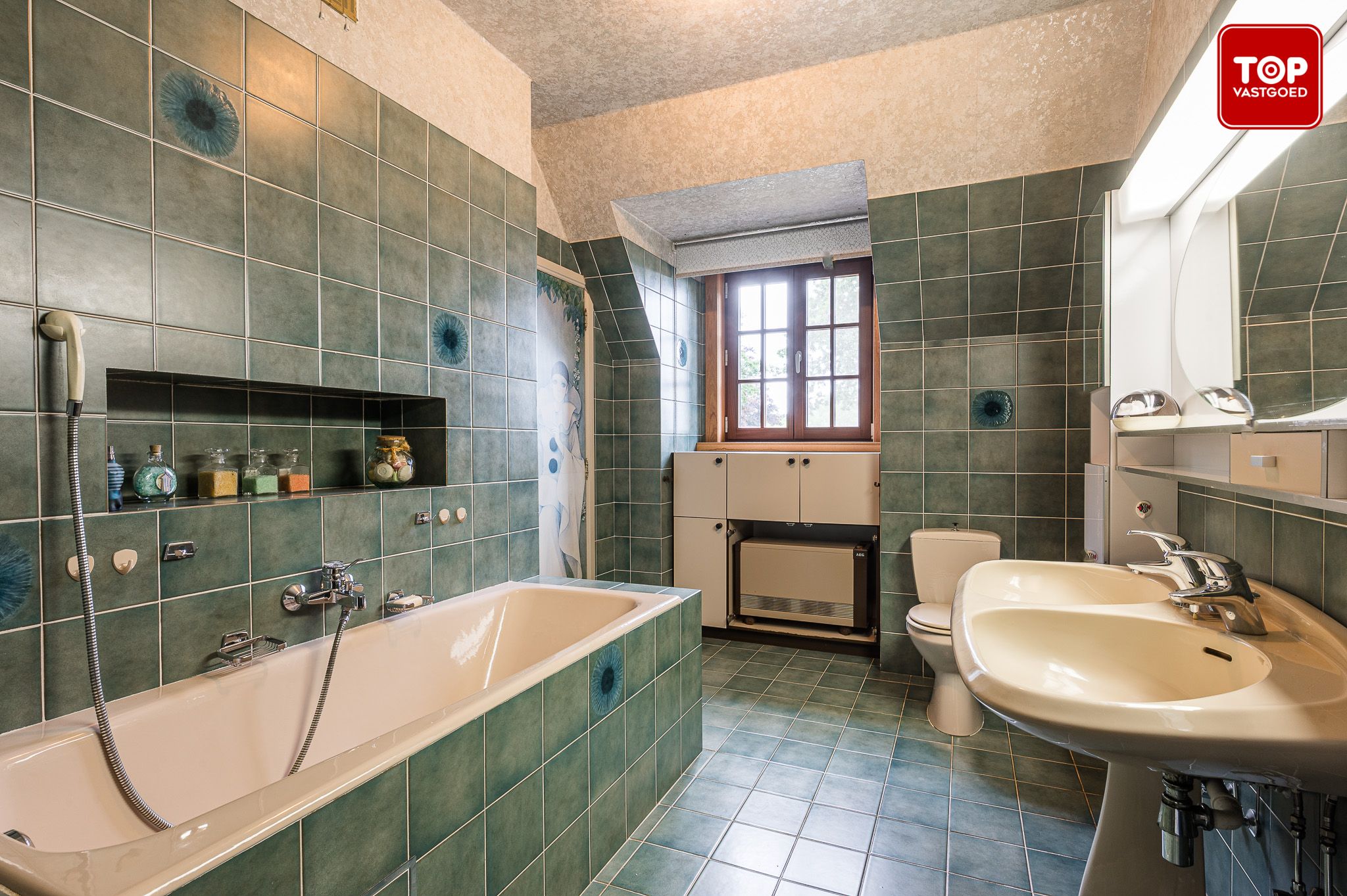 Statige villa met 4 slaapkamers op een perceel van 755m²  foto 24