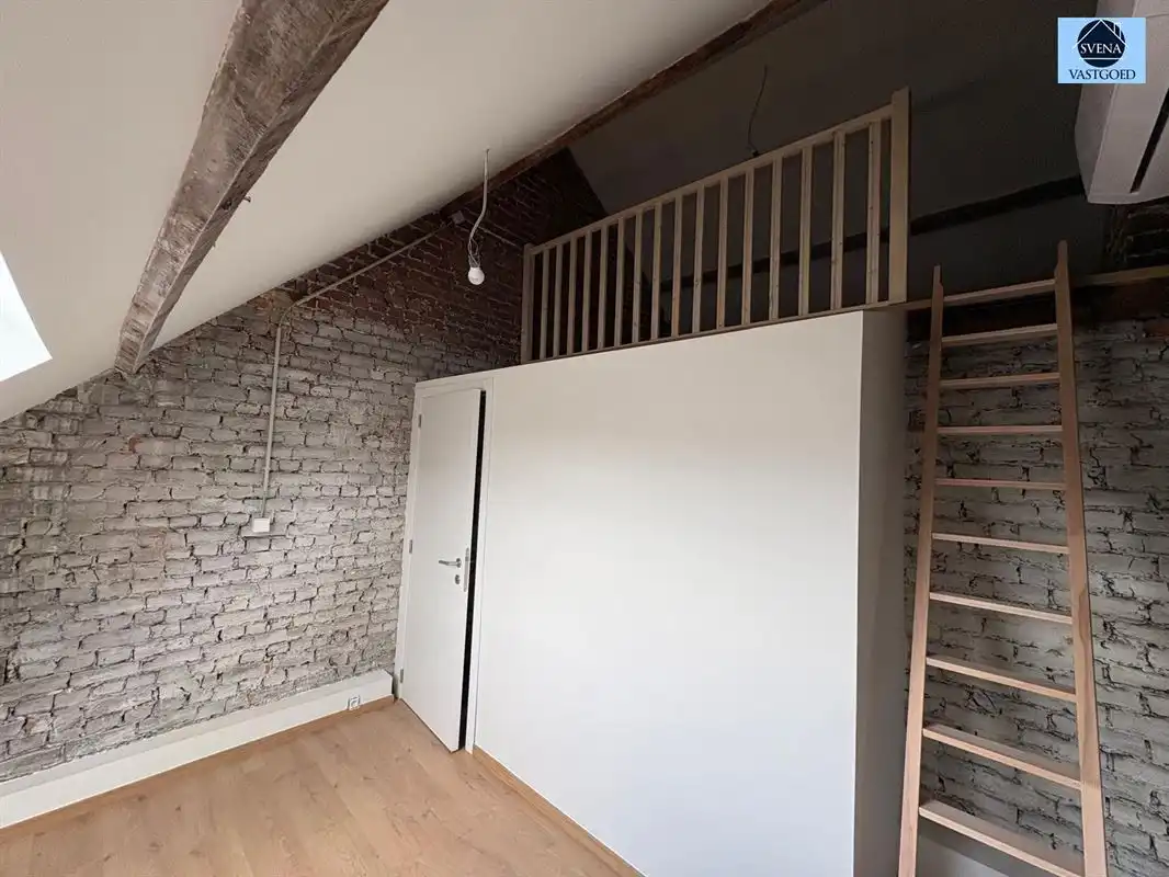 ZEER LEUKE GERENOVEERDE WONING MET 4 KAMERS foto 9