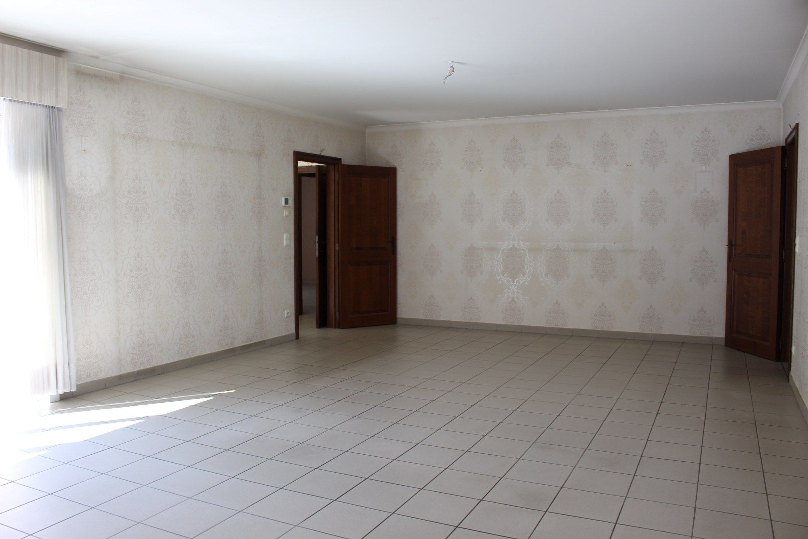 Rustig gelegen woning met grote tuin foto 10