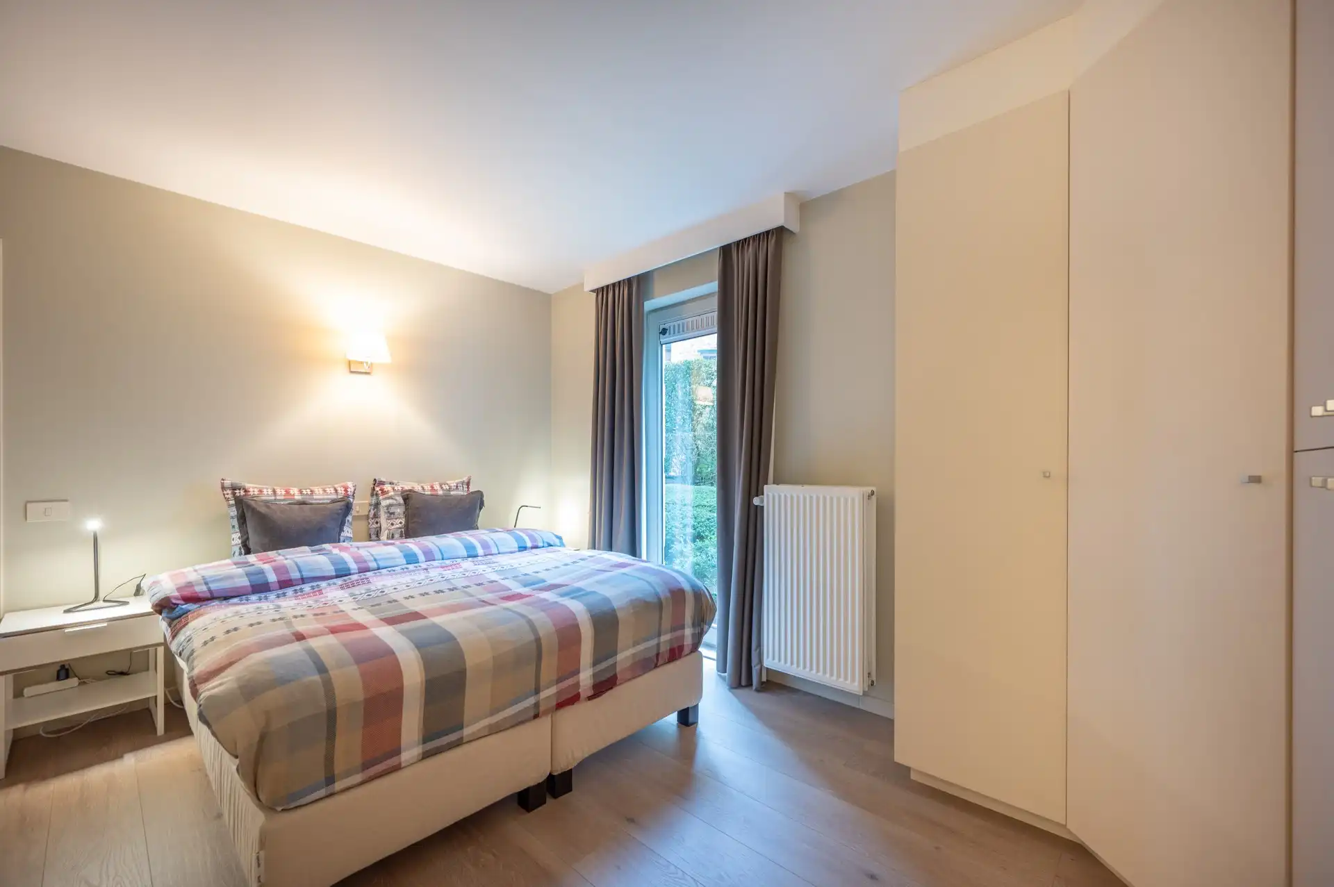 Ongemeubeld: zonnig appartement met grote terrassen! foto 18