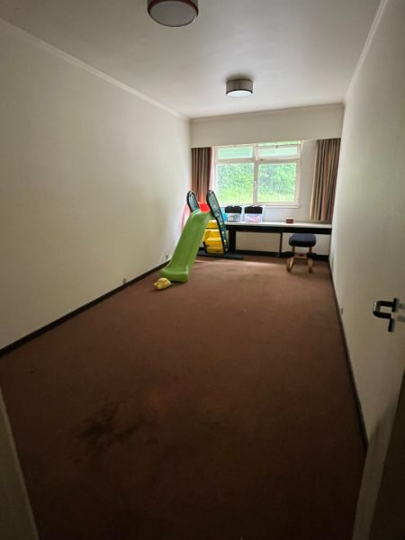 Commercieel pand van 180m² gelegen in het centrum van Genk, tegenover Shopping1. foto 20