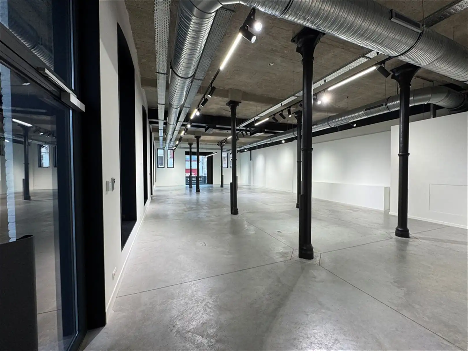 Kantoren gelegen in het prachtige pakhuis Valkeniers foto 25