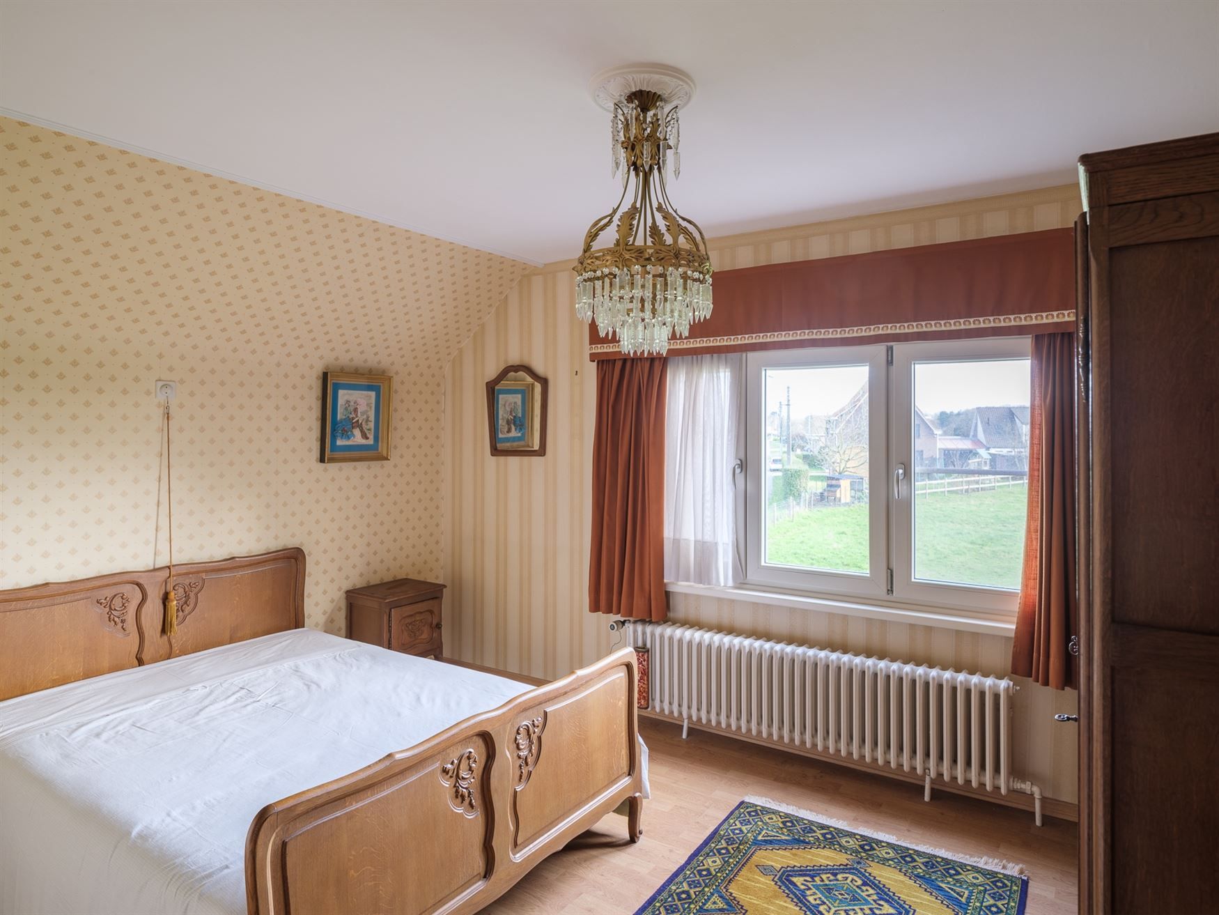 Ruime gezinswoning met vier slaapkamers en tuin in Drongen. foto 17