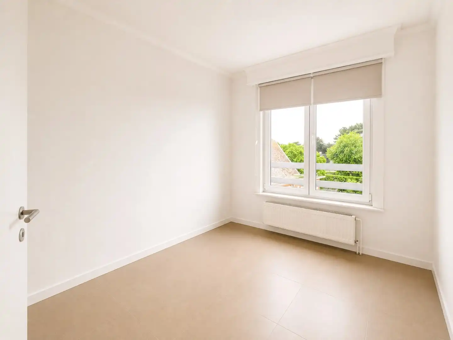 Residentie “Klokkegalm” – opbrengsteigendom met 3 appartementen en 3 garages foto 10