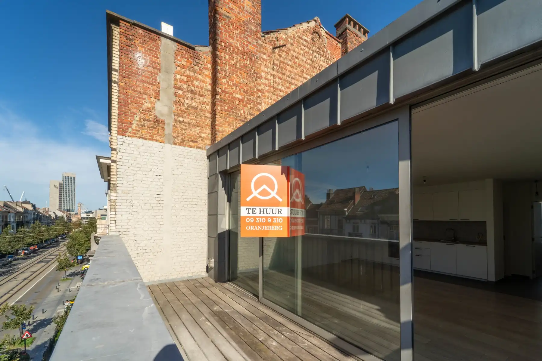 Gerenoveerd appartement met zuidgericht terras op toplocatie vlakbij Gent-Sint-Pietersstation. foto 13