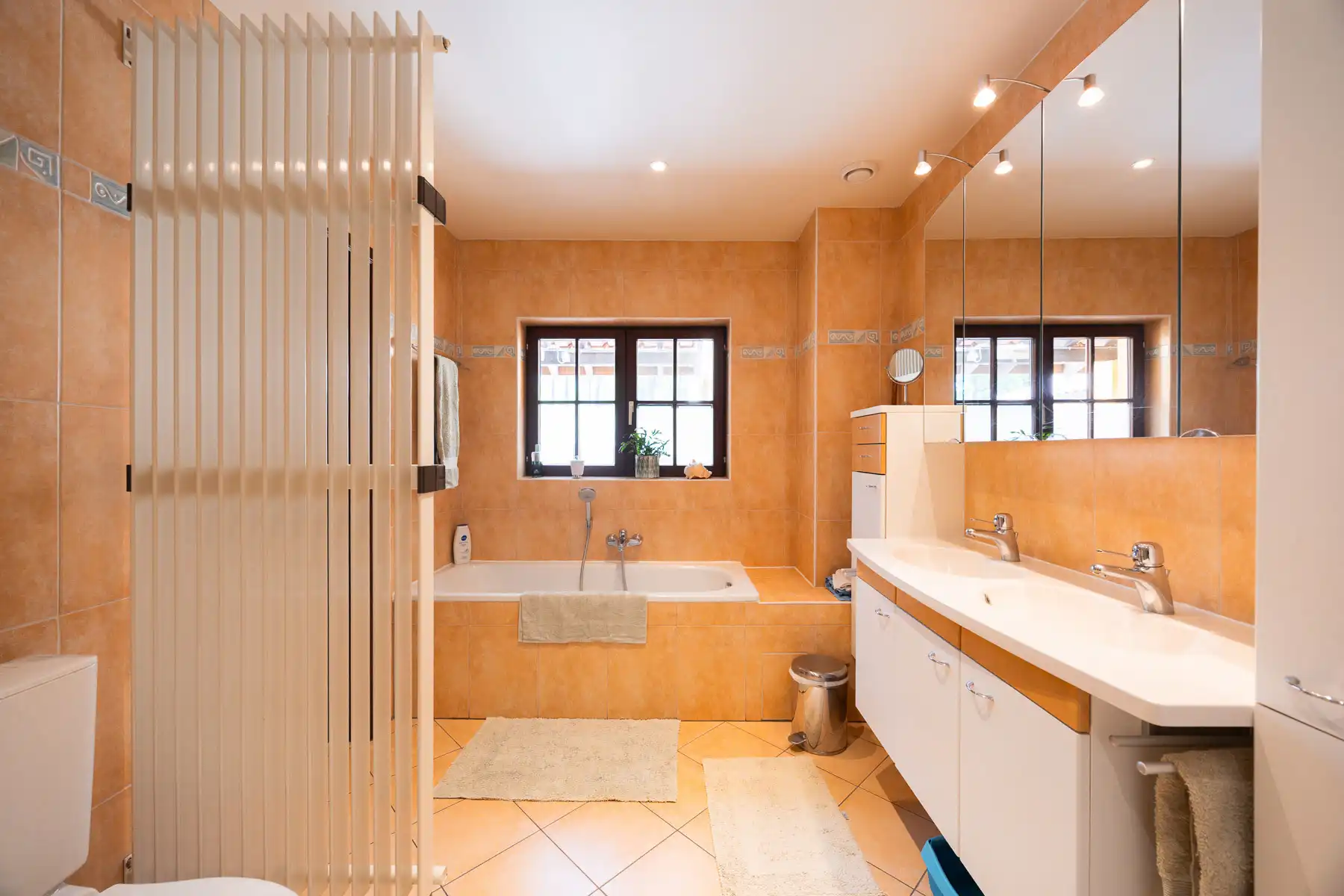 Prachtige open bebouwing met riante tuin op toplocatie foto 15