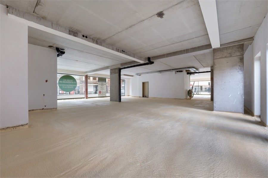 UNIEK CASCO HANDELSPAND VAN 238M² OP EEN TOPLOCATIE IN HASSELT foto 16