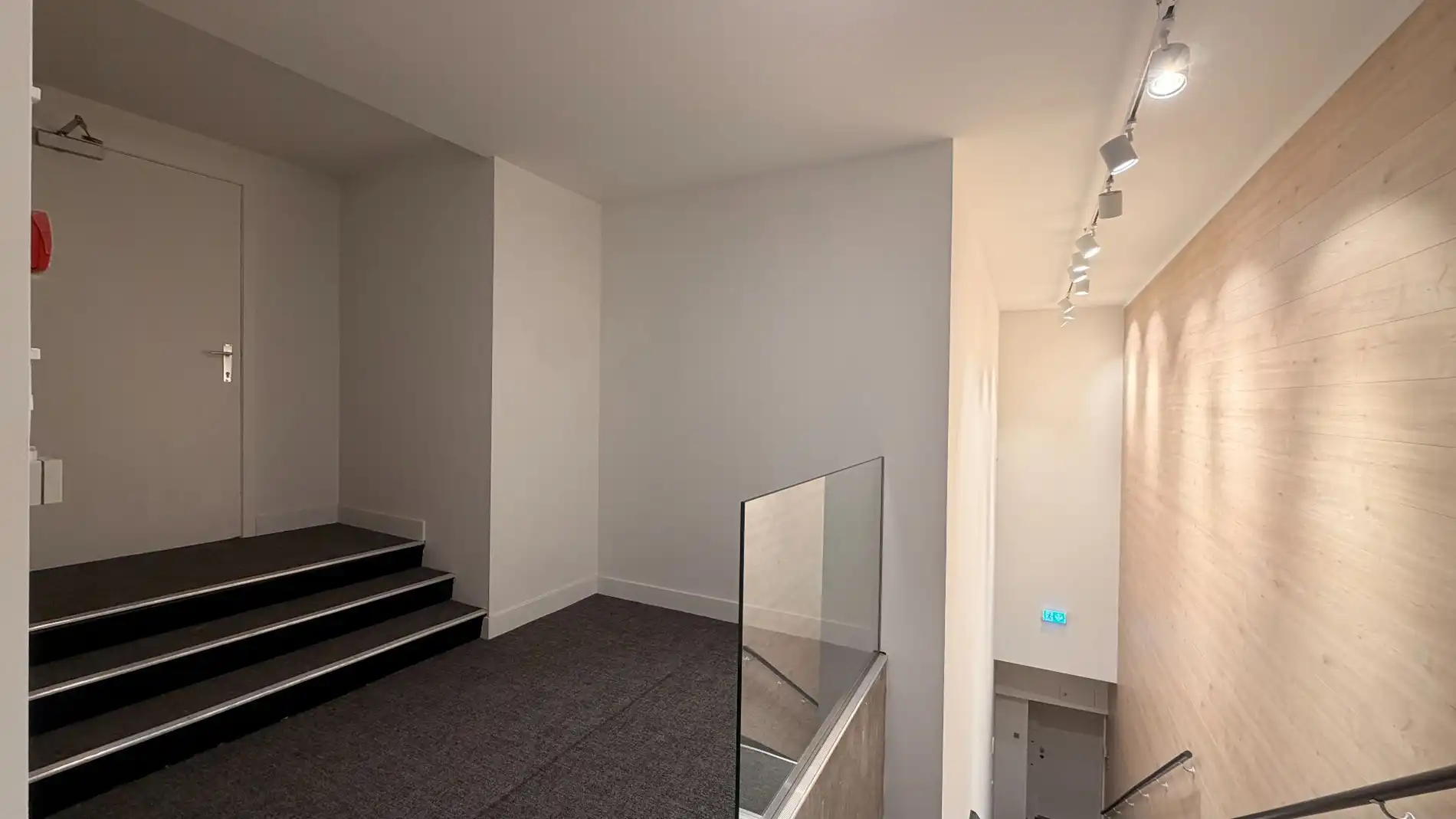 Instapklare kantoren te huur in herenhuis aan de Meir in Antwerpen foto 13