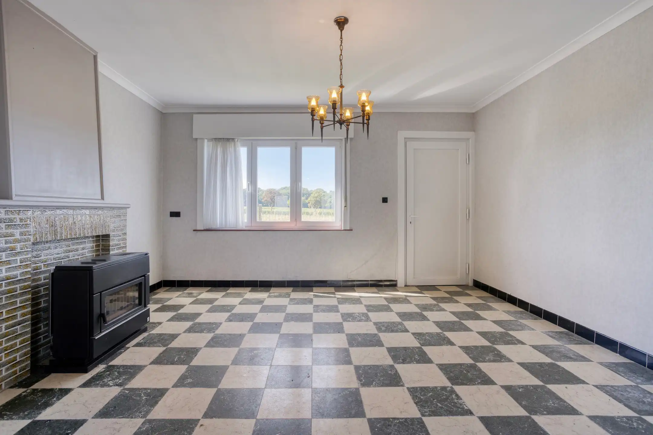 Te renoveren woning op een uniek perceel van 26are foto 4