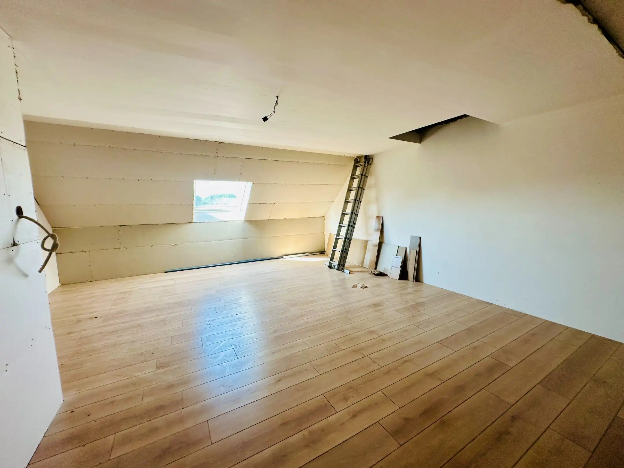 Instapklare nieuwbouwwoning met hoogwaardige afwerking en uitzonderlijke energiezuinigheid in het charmante Kotem (Maasmechelen) foto 14