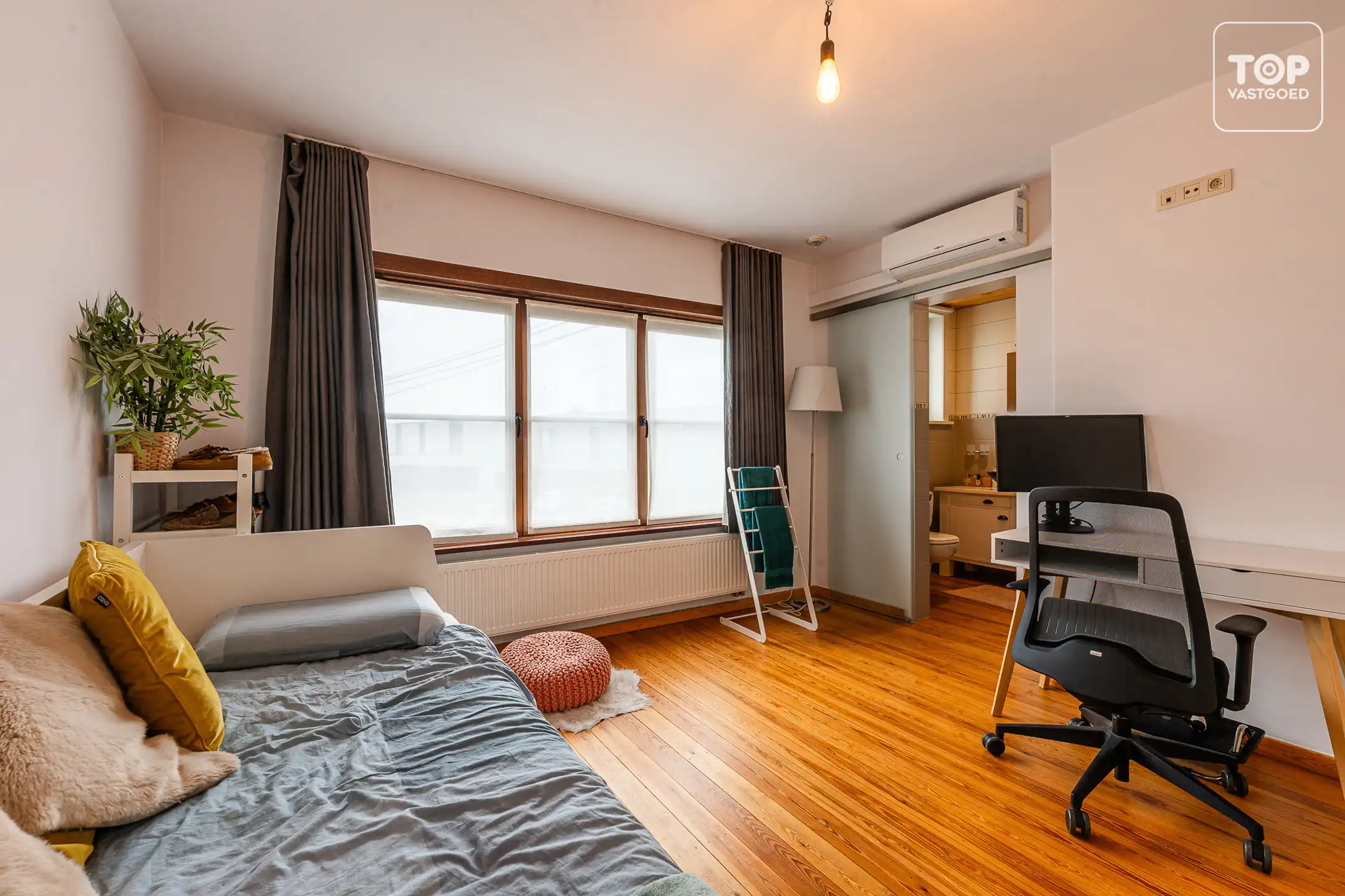 Instapklare woning met 4 slaapkamers op toplocatie in Drongen foto 15
