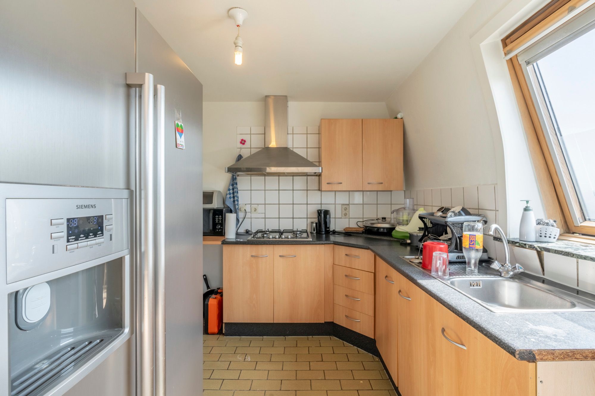 IDEALIS VASTGOED - APPARTEMENT OP 2e  VERDIEP MET RUIM 80M² BEWOONBARE OPPERVLAKTE, 2 SLAAPKAMERS EN BERGING IN HET HARTJE VAN BOCHOLT foto 9