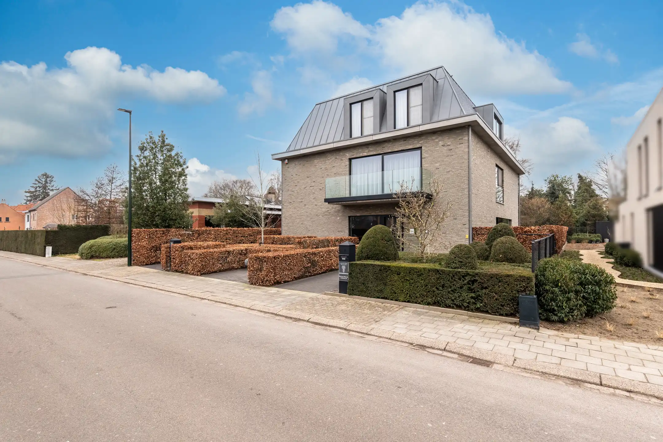 Gelijkvloerse praktijk in Schilde met functionele indeling foto 2