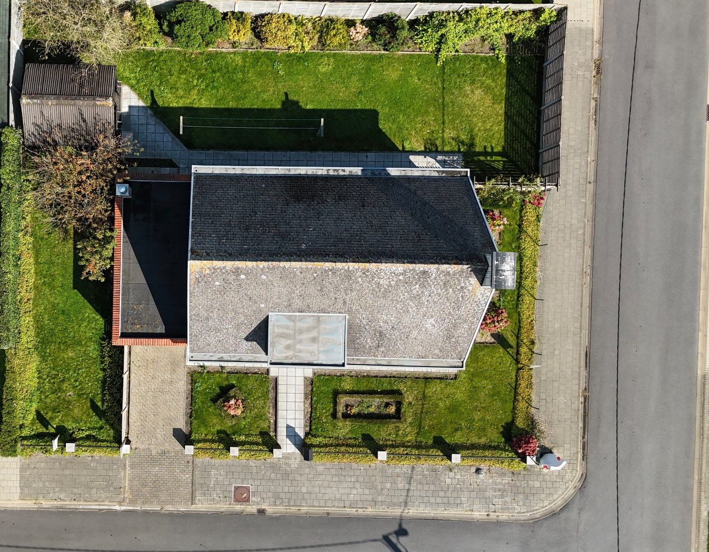 Alleenstaande woning met 4 slaapkamers en garage te Westende  foto 7