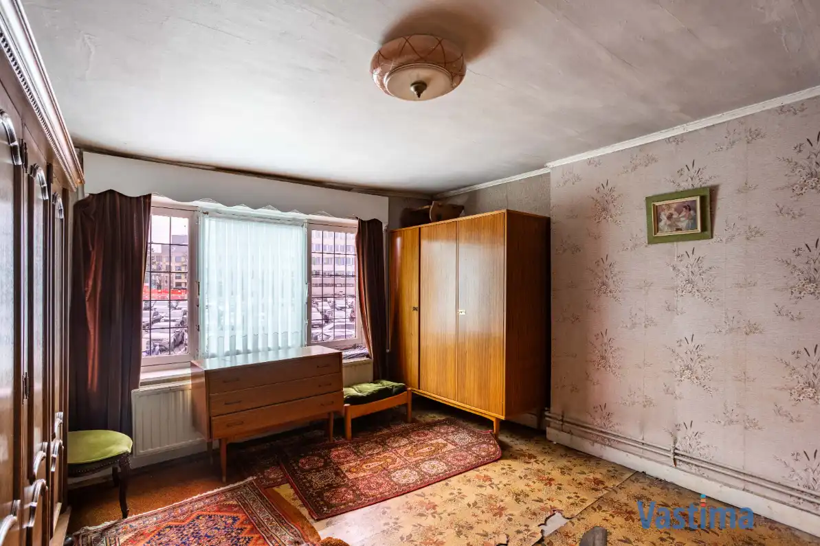 Te renoveren woning met tuin nabij OLV-Ziekenhuis foto 15