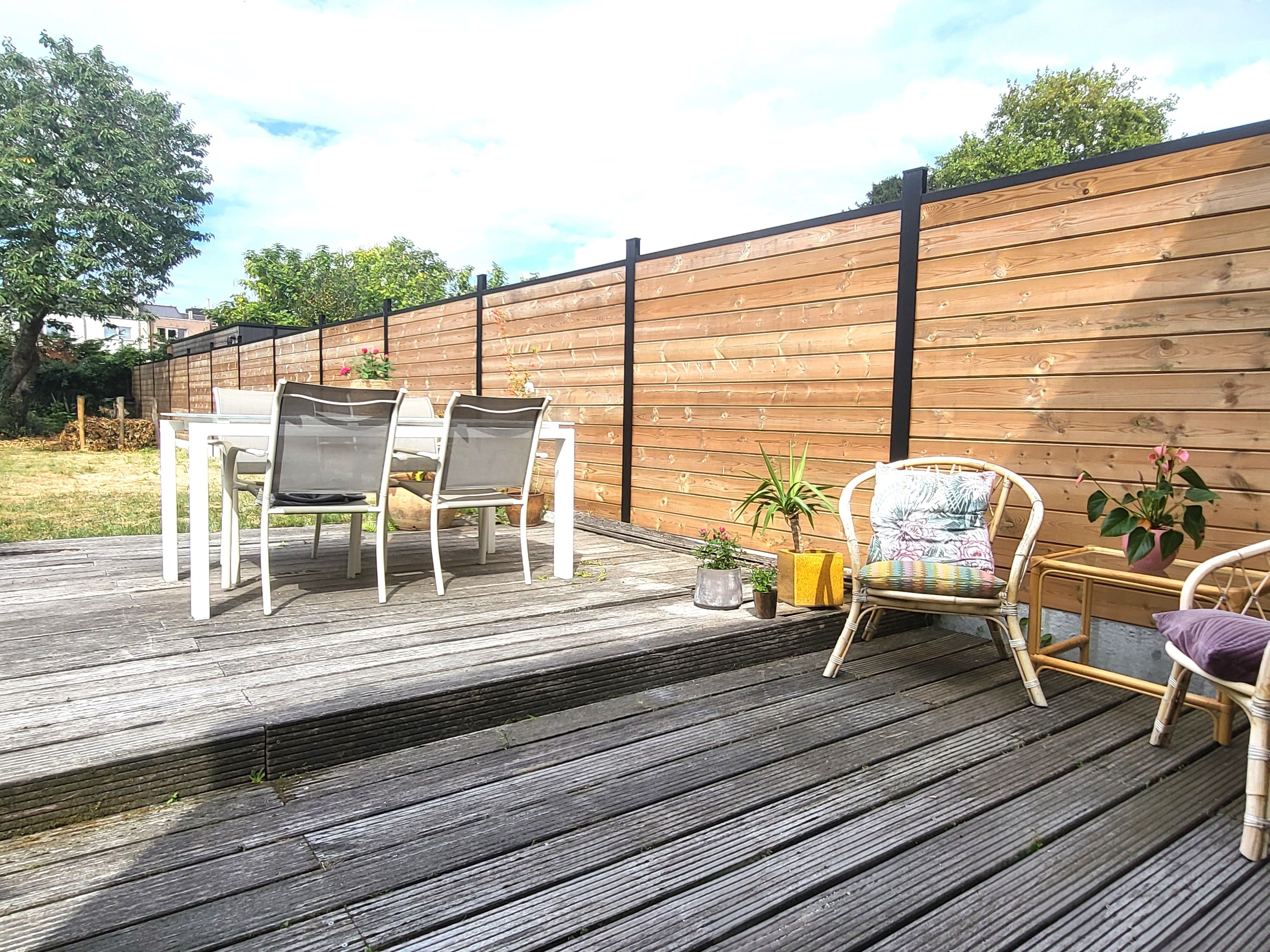 Prachtig gerenoveerde woning op wandelafstand van het centrum met zuidgerichte tuin.  foto 9