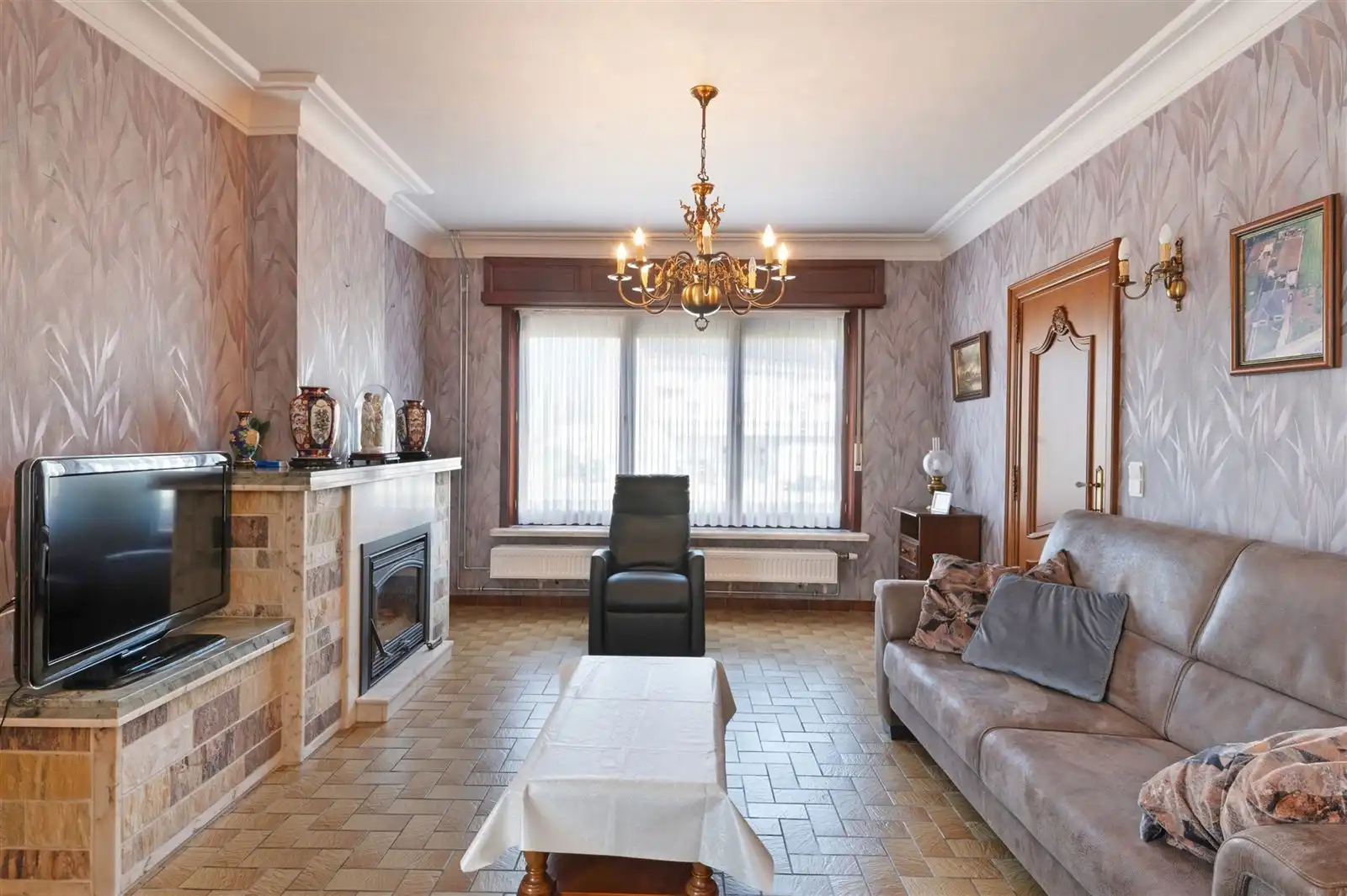 villa bungalow met tuin en aparte garage op +/- 10are foto 6