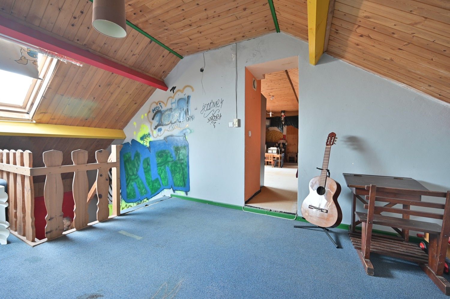 Verrassend royale woning met bijbouw/atelier en aangrenzende paardenweide, met in totaal een grondoppervlakte van 34a 88ca (3.488 m²) foto 19