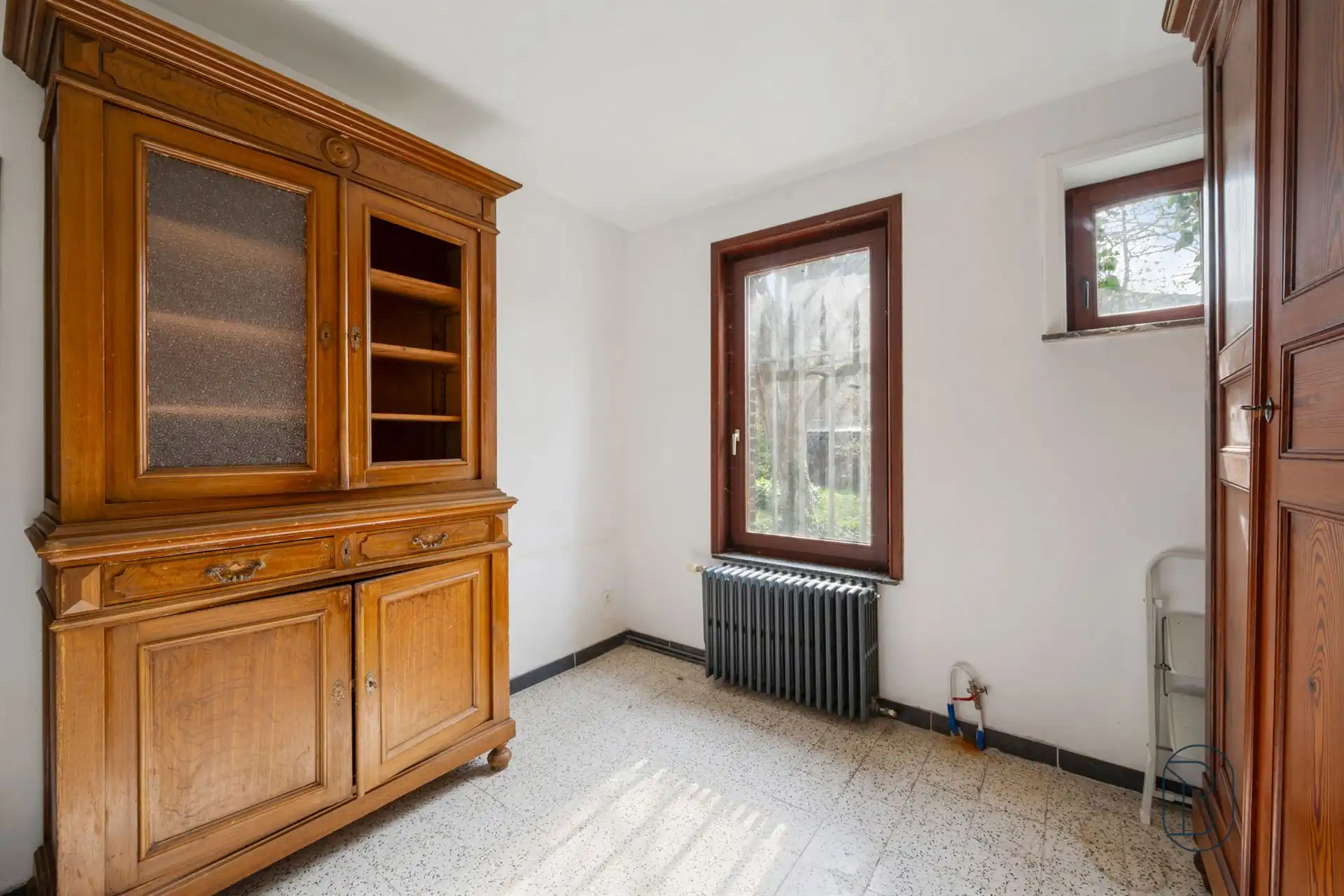 Imposante notariswoning met prachtige tuin! foto 21