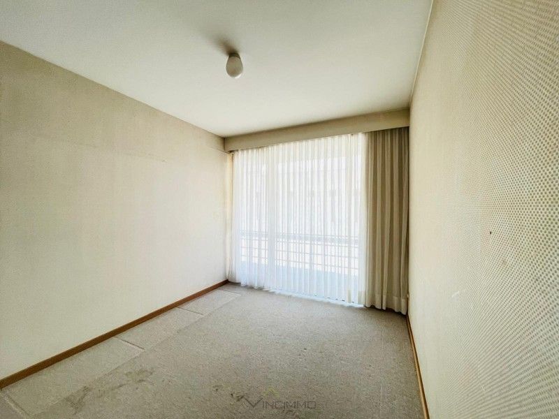 Centraal gelegen ruim appartement met 4 slaapkamers in hartje Knokke foto 7