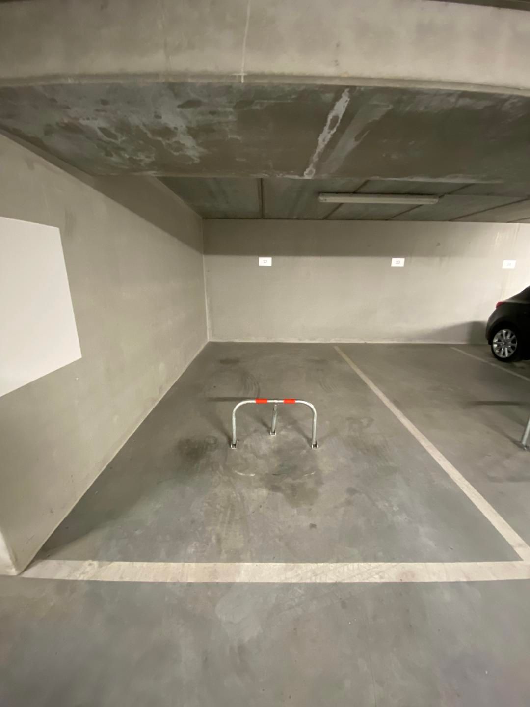 CASALINA REAL ESTATE stelt te huur  - parkeerplaats nr 22 foto 3