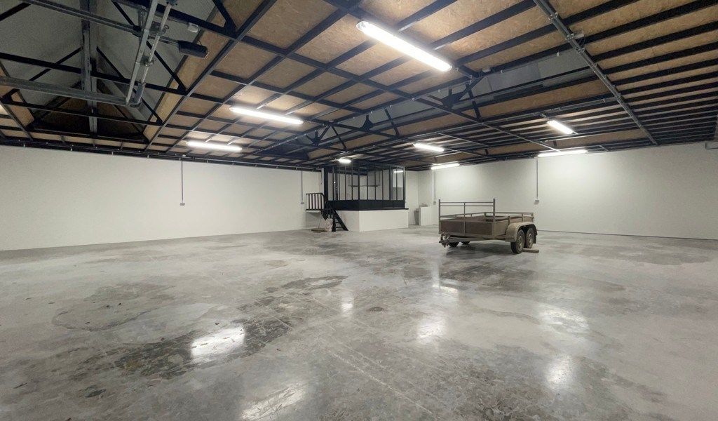 Gerenoveerde opslagruimte te huur in Balegem foto 8