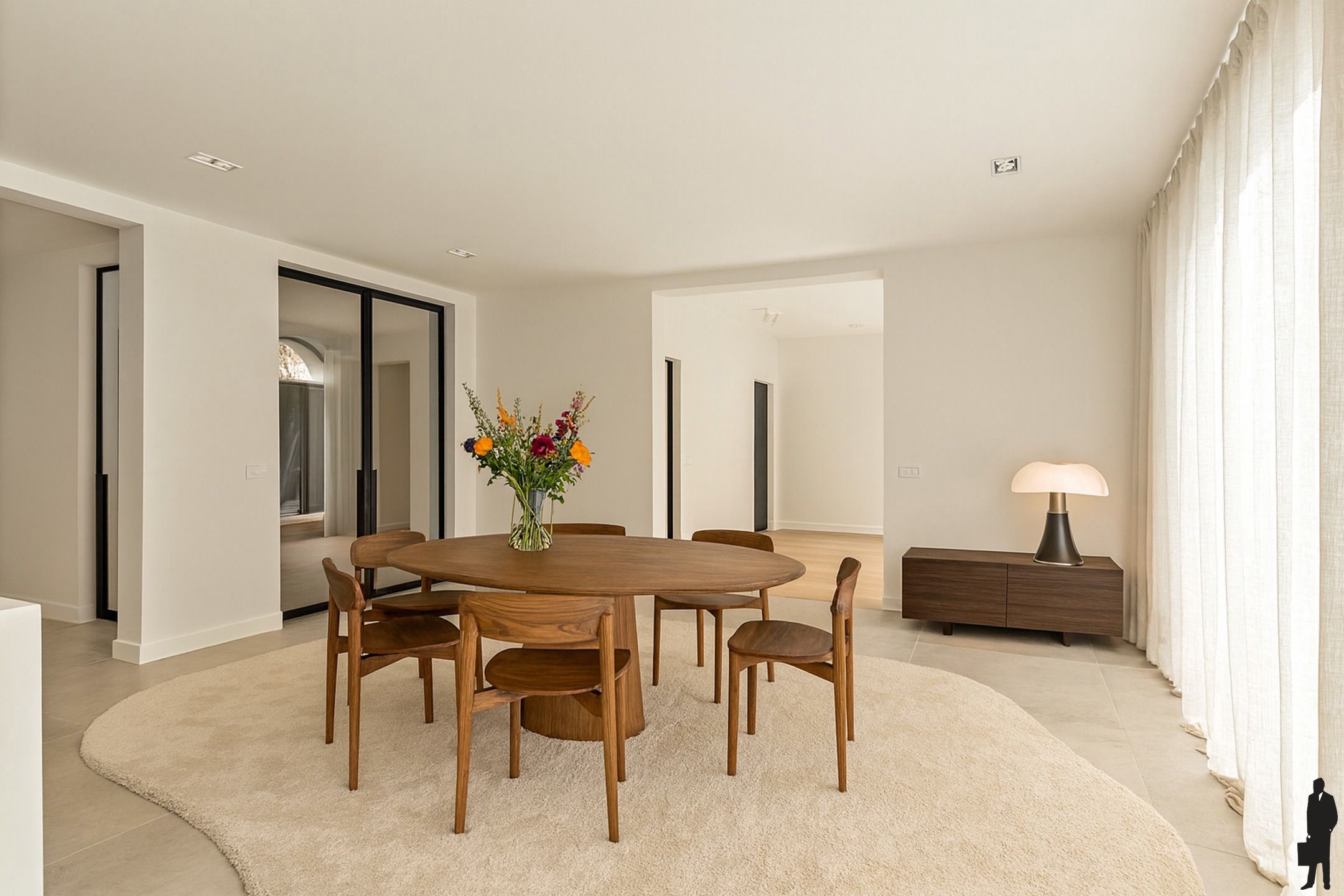 Gerenoveerde villa (ca. 3.628 m²) in een doodlopende straat! foto 10