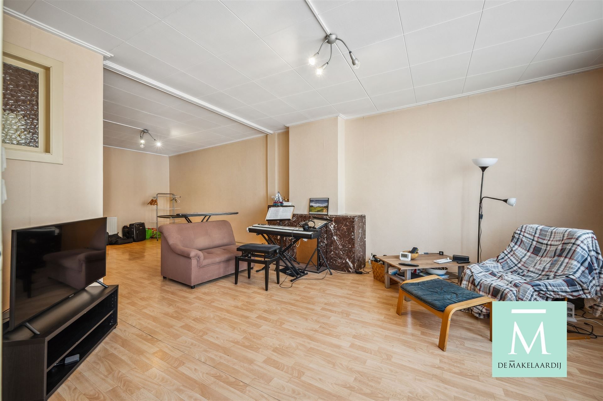 Appartementsgebouw met handelspand op het gelijkvloers foto 13