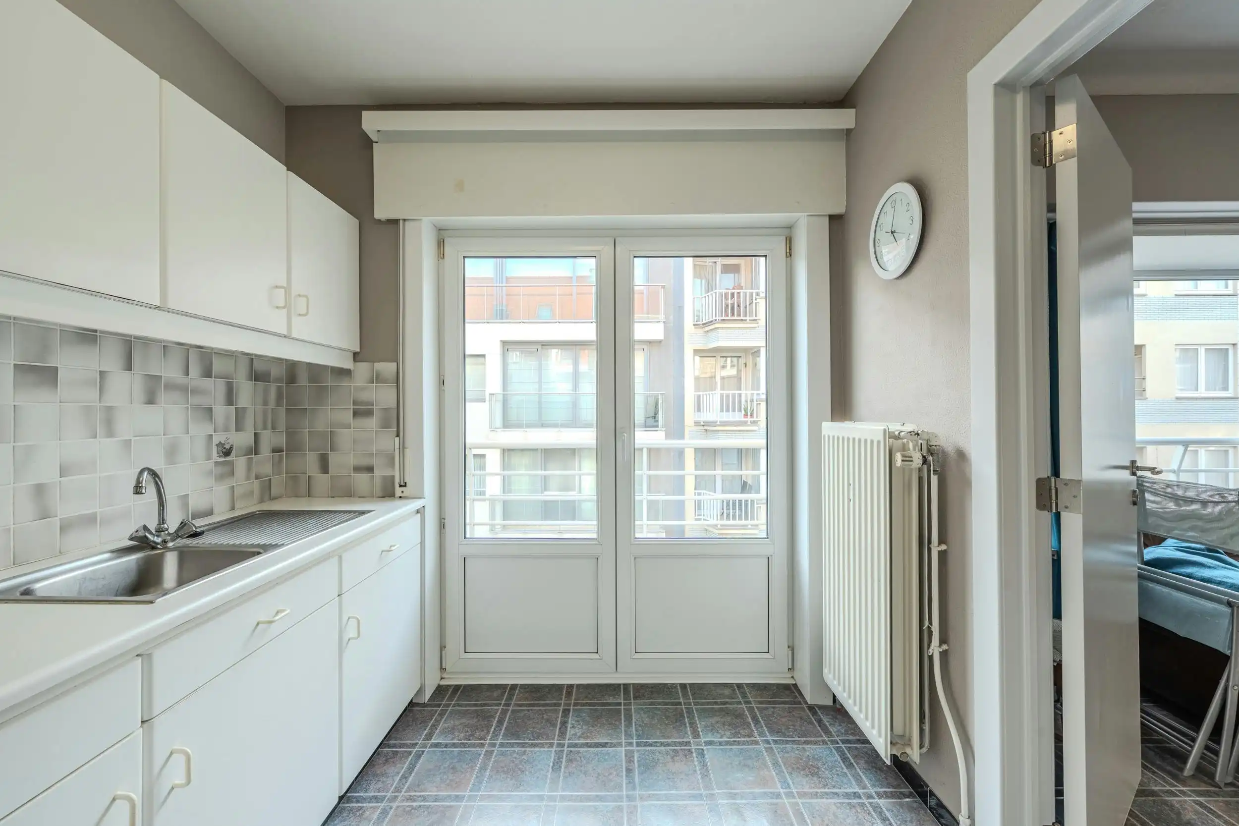 1-slaapkamer appartement met zijdelings zeezicht te Mariakerke foto 6