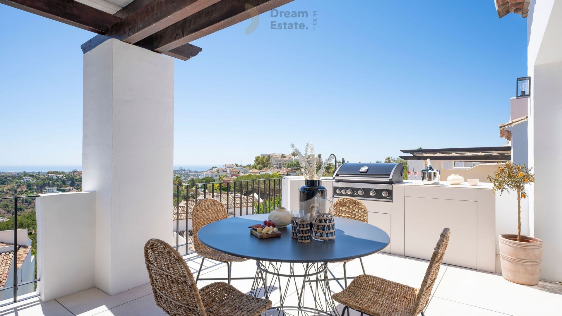 Subliem penthouse met een elegante afwerking te Altos de la Quinta, Benahavis. foto 35