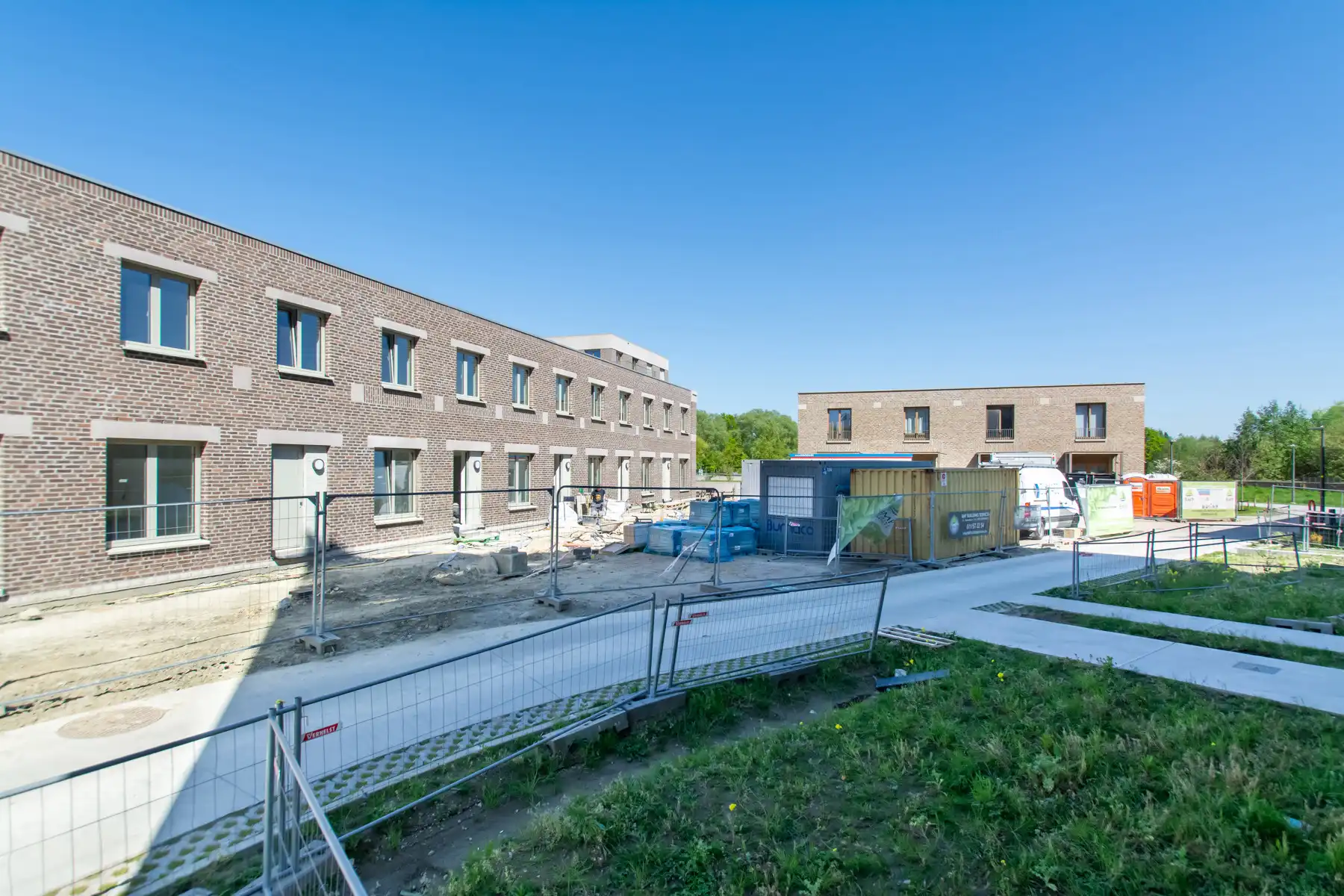 Rustig en comfortabel 2slpk appt. met mooi terras foto 16