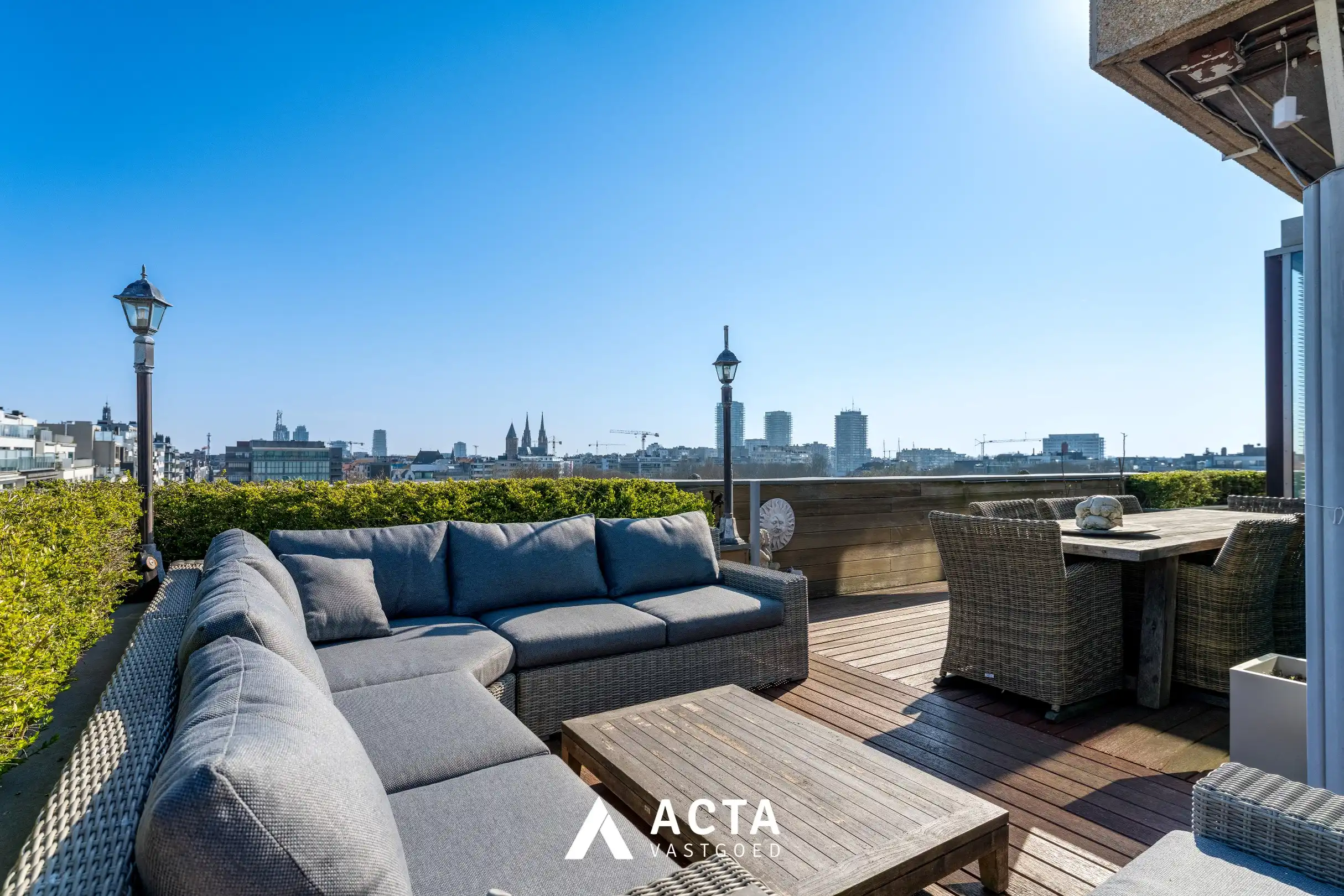 Luxueus dakappartement met 3 slaapkamers en panoramische terrassen in hartje Oostende foto 25