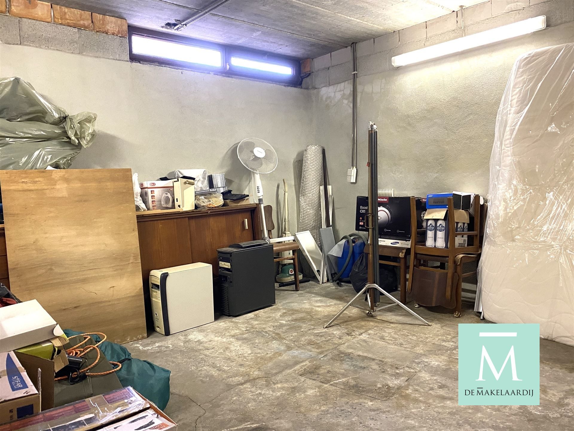 Uitstekend gelegen woning met 3 slaapkamers en garage foto 30