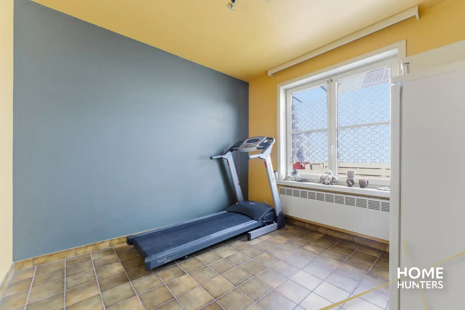 Instapklare villa met 5 slaapkamers, een ruime garage en een prachtige tuin te Dikkebus foto 15