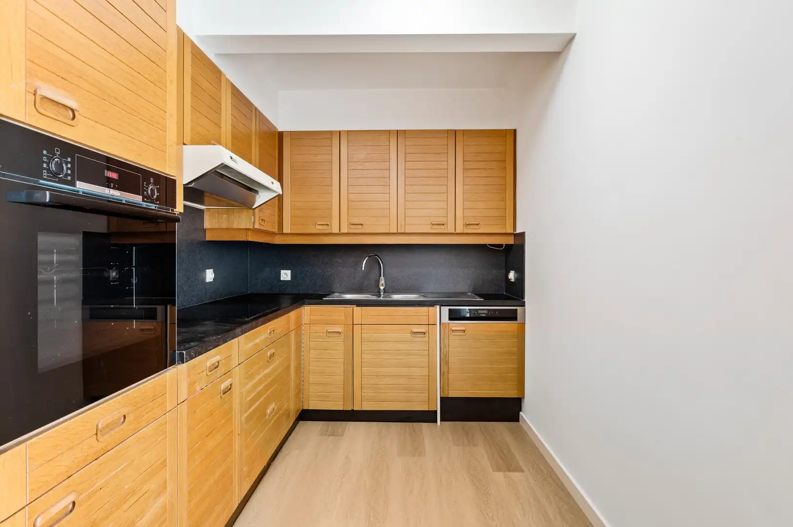 Stijlvol duplex appartement met 2 slaapkamers en garagebox foto 7