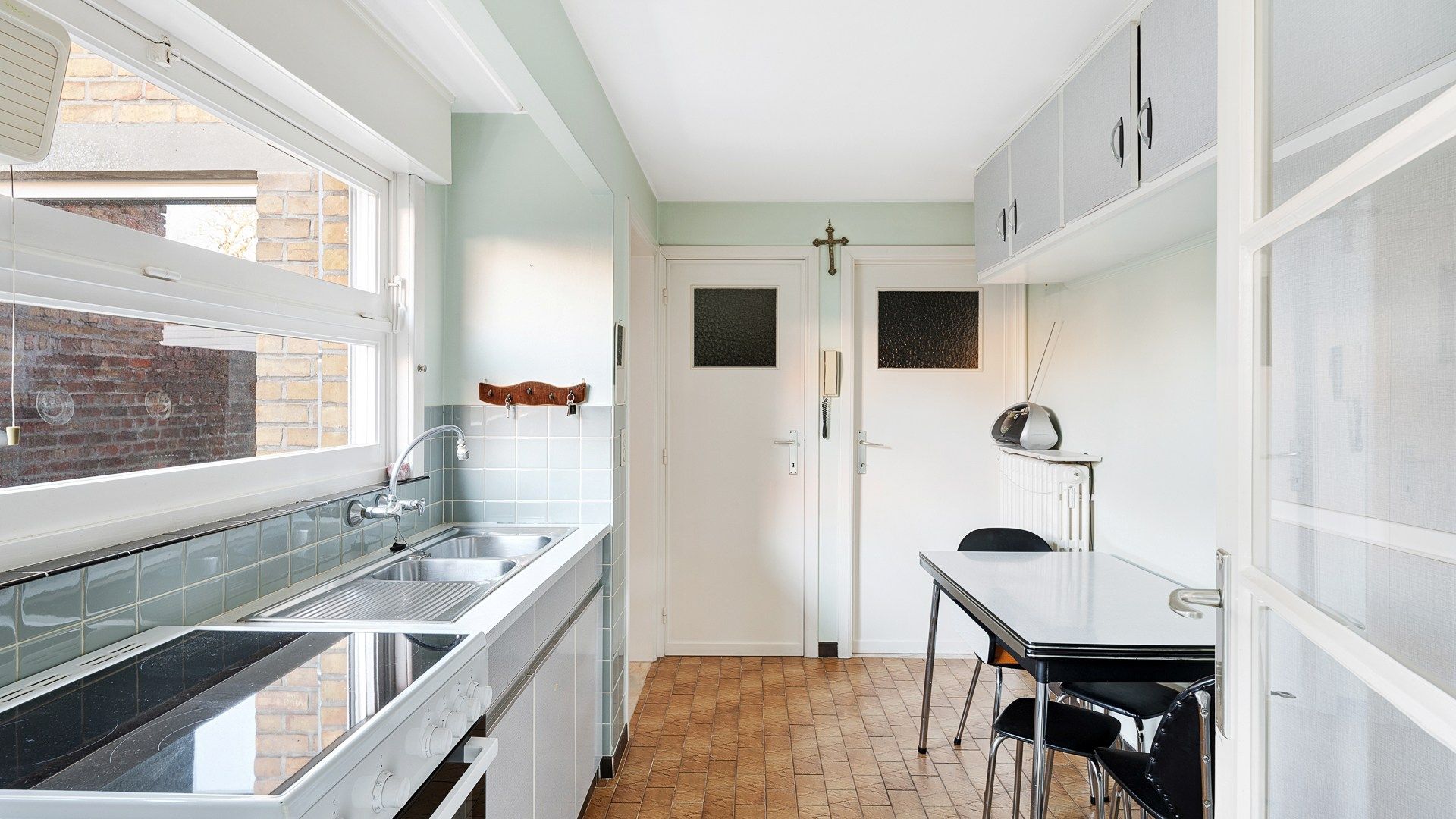 Woning met zonnige tuin en 4 slaapkamers te koop in Oud-Knokke foto 9