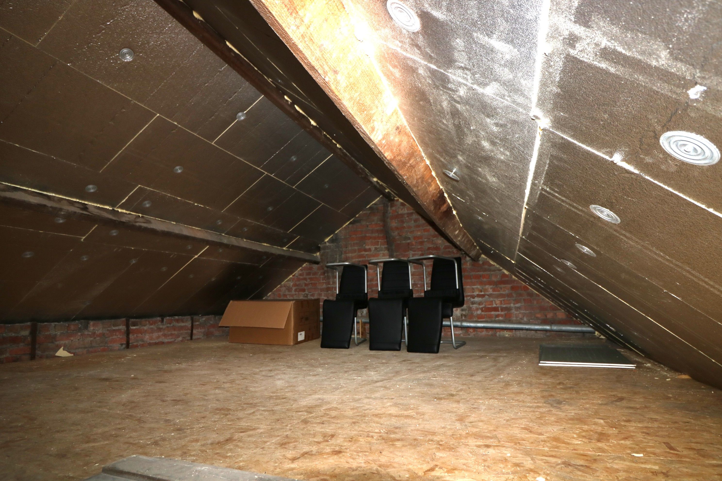 Ruim (95 m²) appartement met 2 zeer grote slaapkamers foto 7