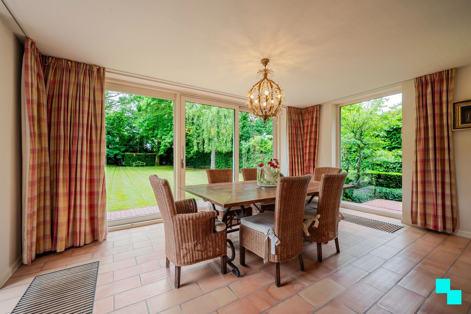 Charmante villa in het groen te Roeselare foto 10