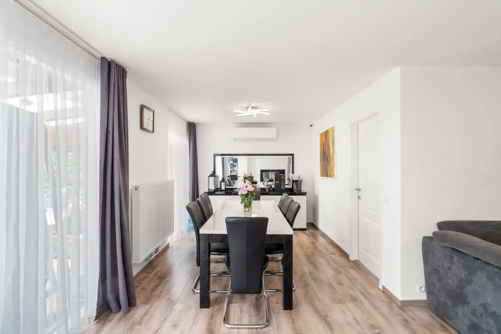 Ruime instapklaar bungalow op topligging foto 5