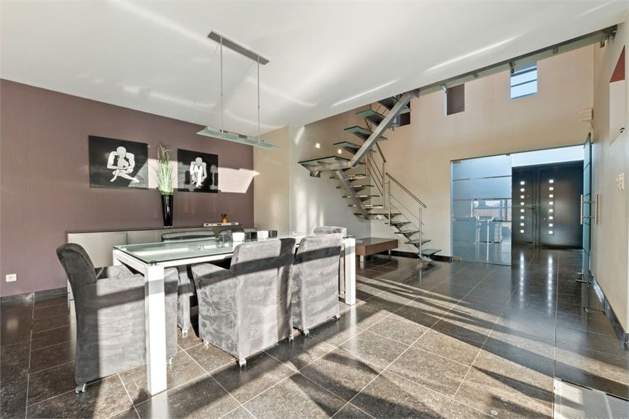 STIJLVOLLE OPEN BEBOUWING MET 3 SLKS OP EEN KNAP PERCEEL foto 11