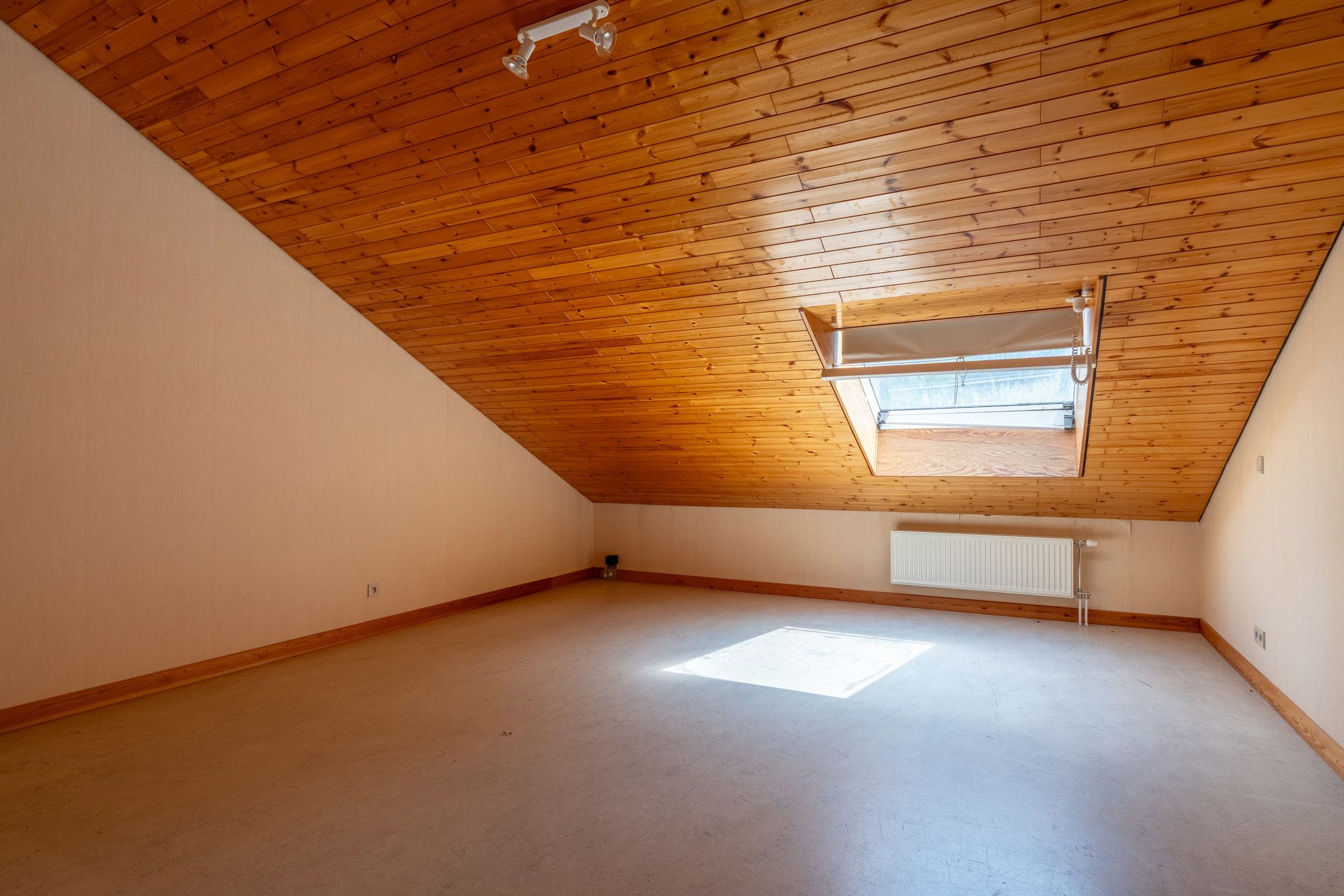 Ruime villa met 8 slpk's op groot perceel te Vosselaar foto 36