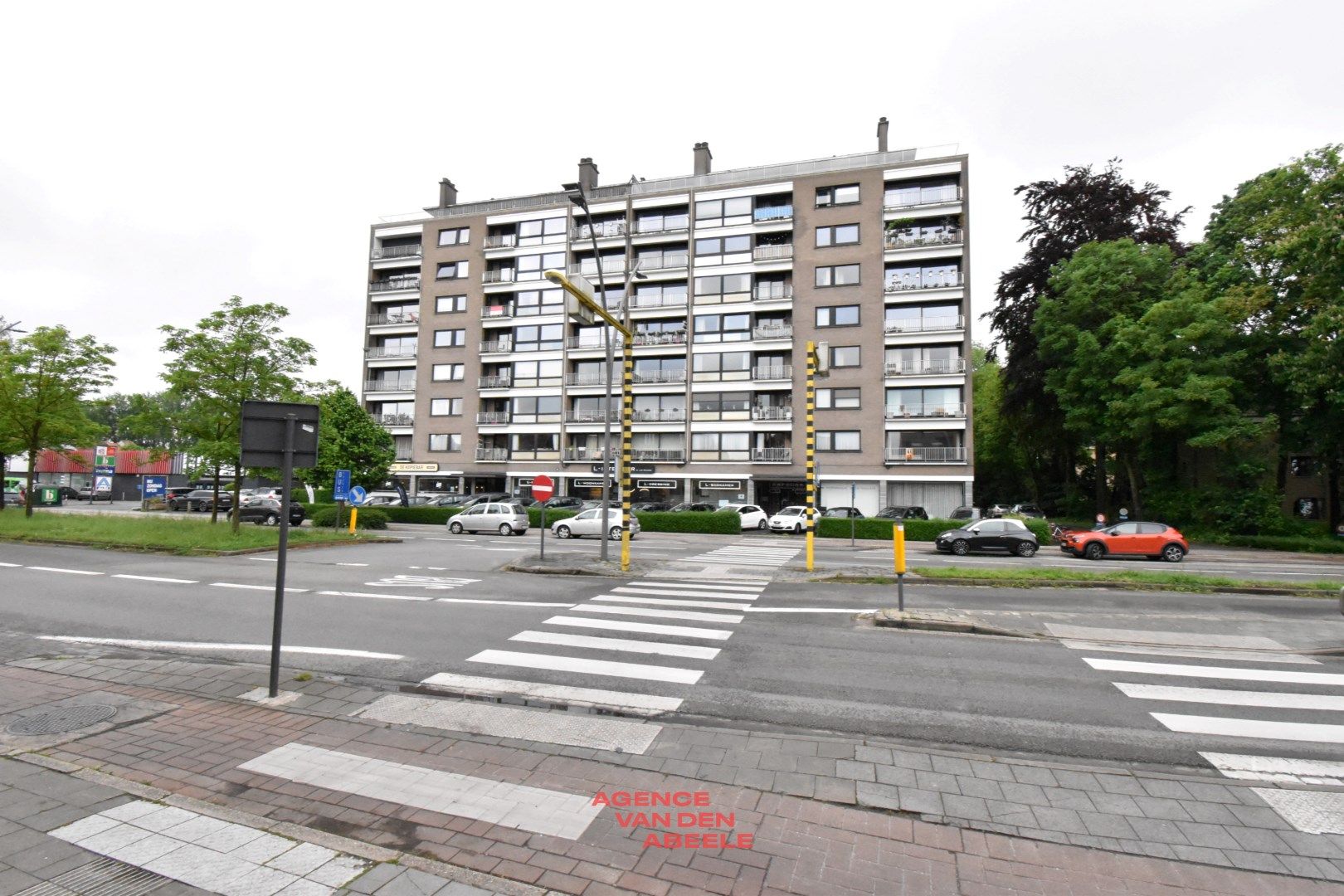 Prachtig 2 slaapkamer appartement met open zicht op de skyline van Brugge foto 14