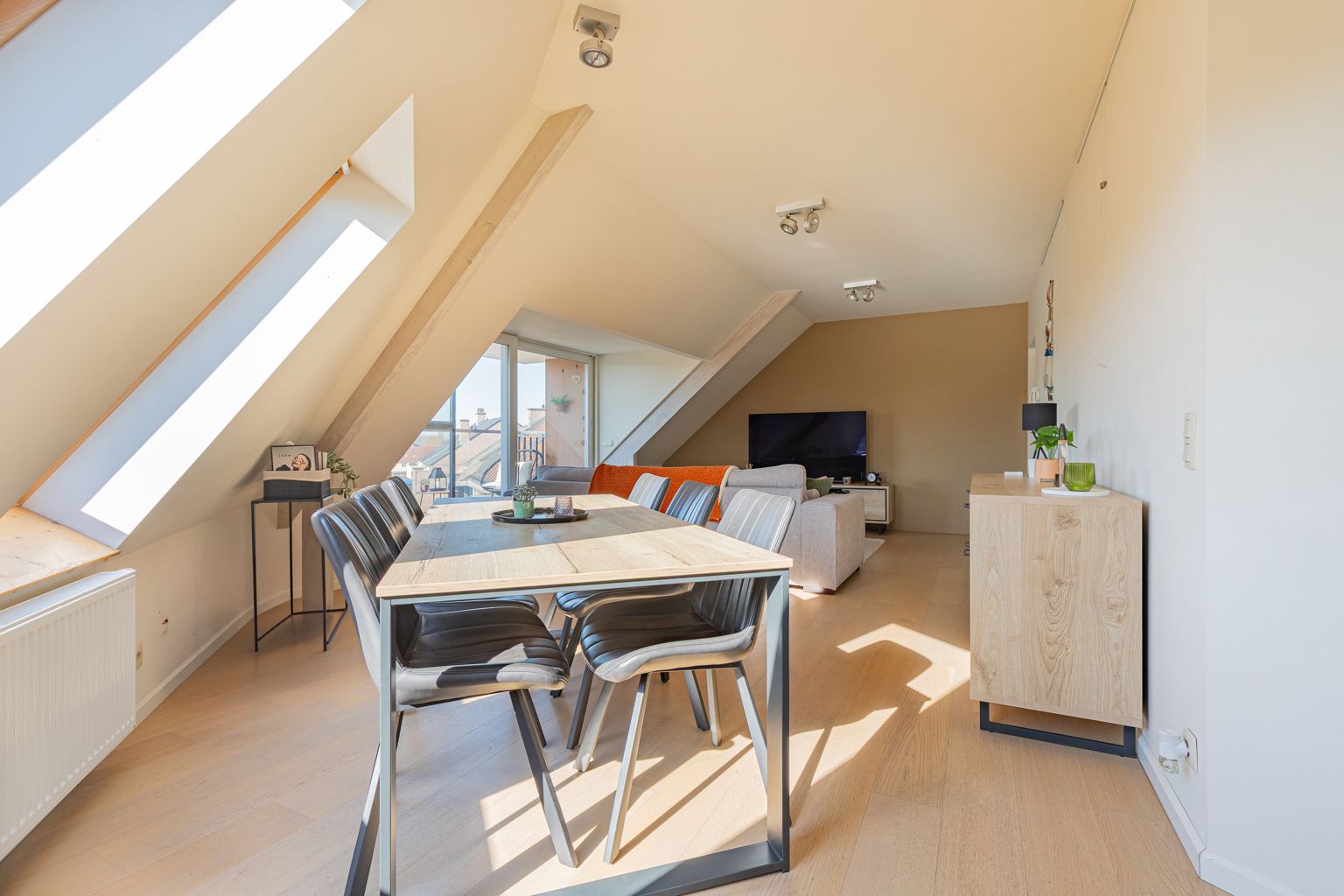 Ruim appartement in Opwijk centrum! foto 4