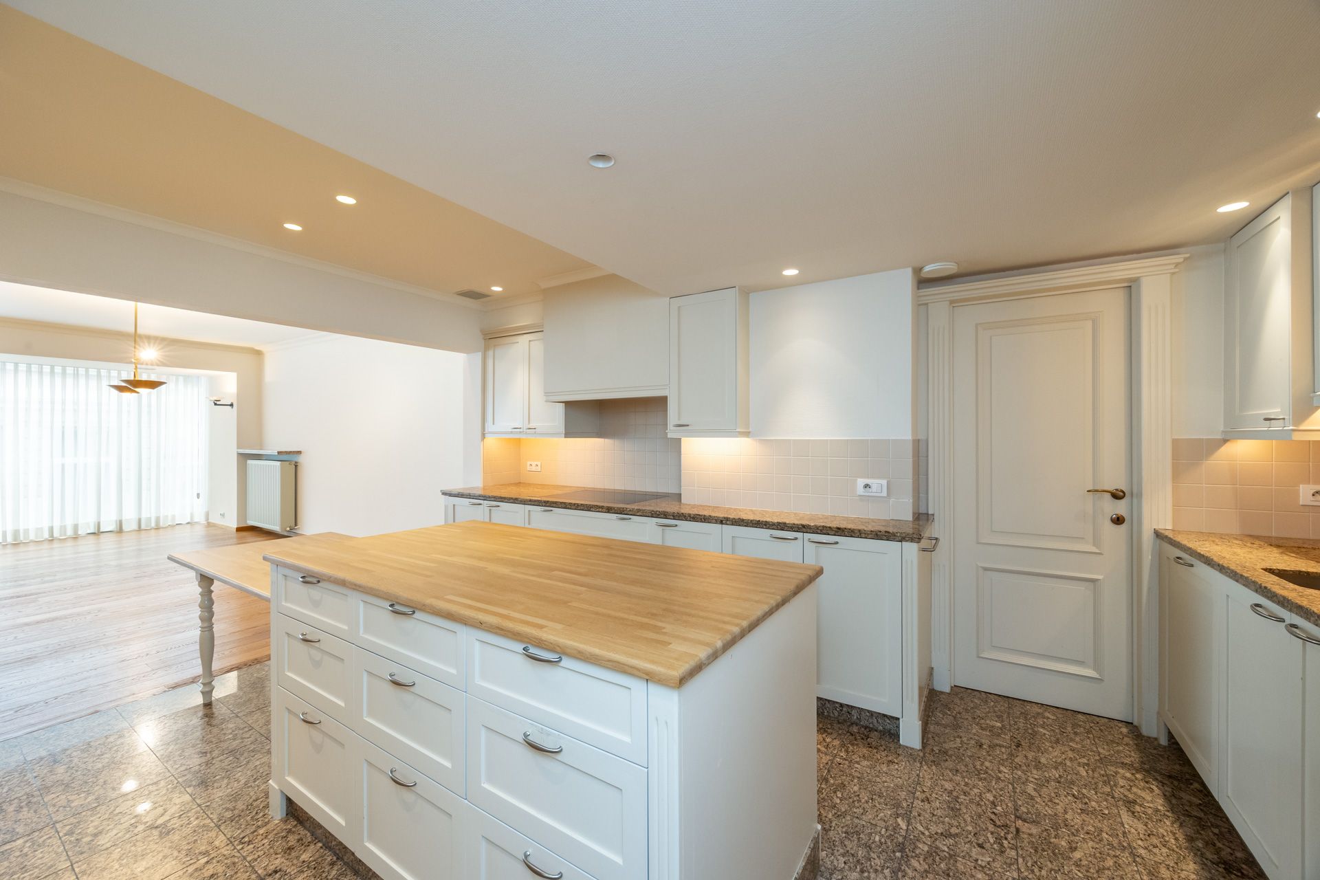 Appartement te koop foto 2