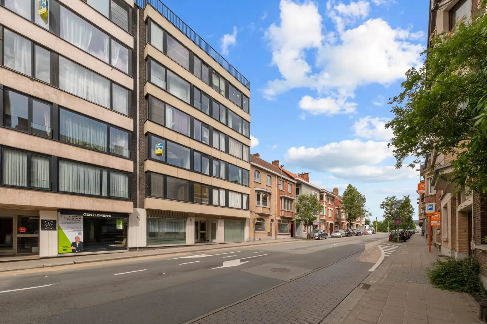 RUIM GELIJKVLOERS APPARTEMENT VAN 115 M2 IN HET HART VAN DEINZE foto 15