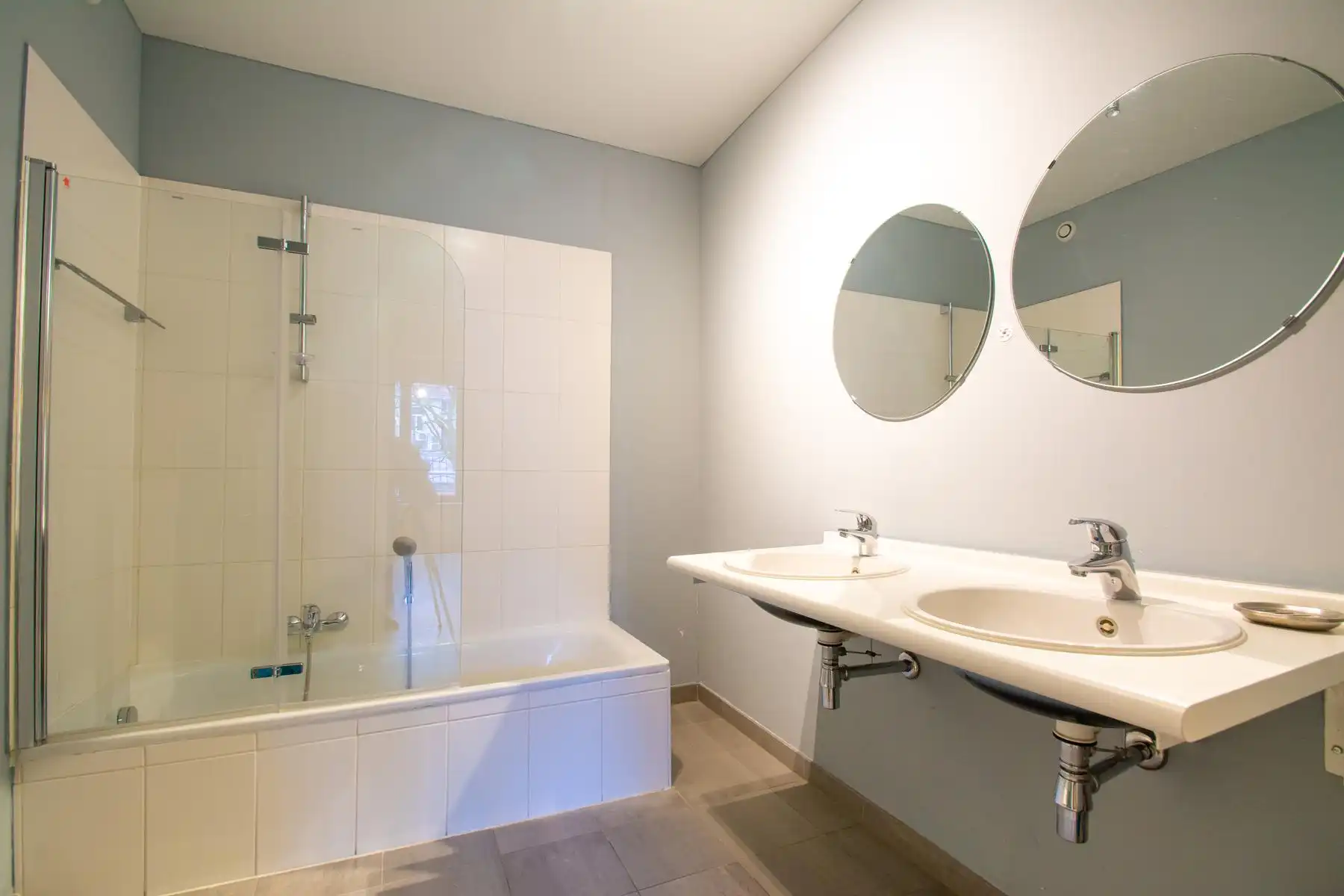 Prachtig gemeubeld app. 2 Kamer + gemeenschappelijke TUIN!!! foto 14