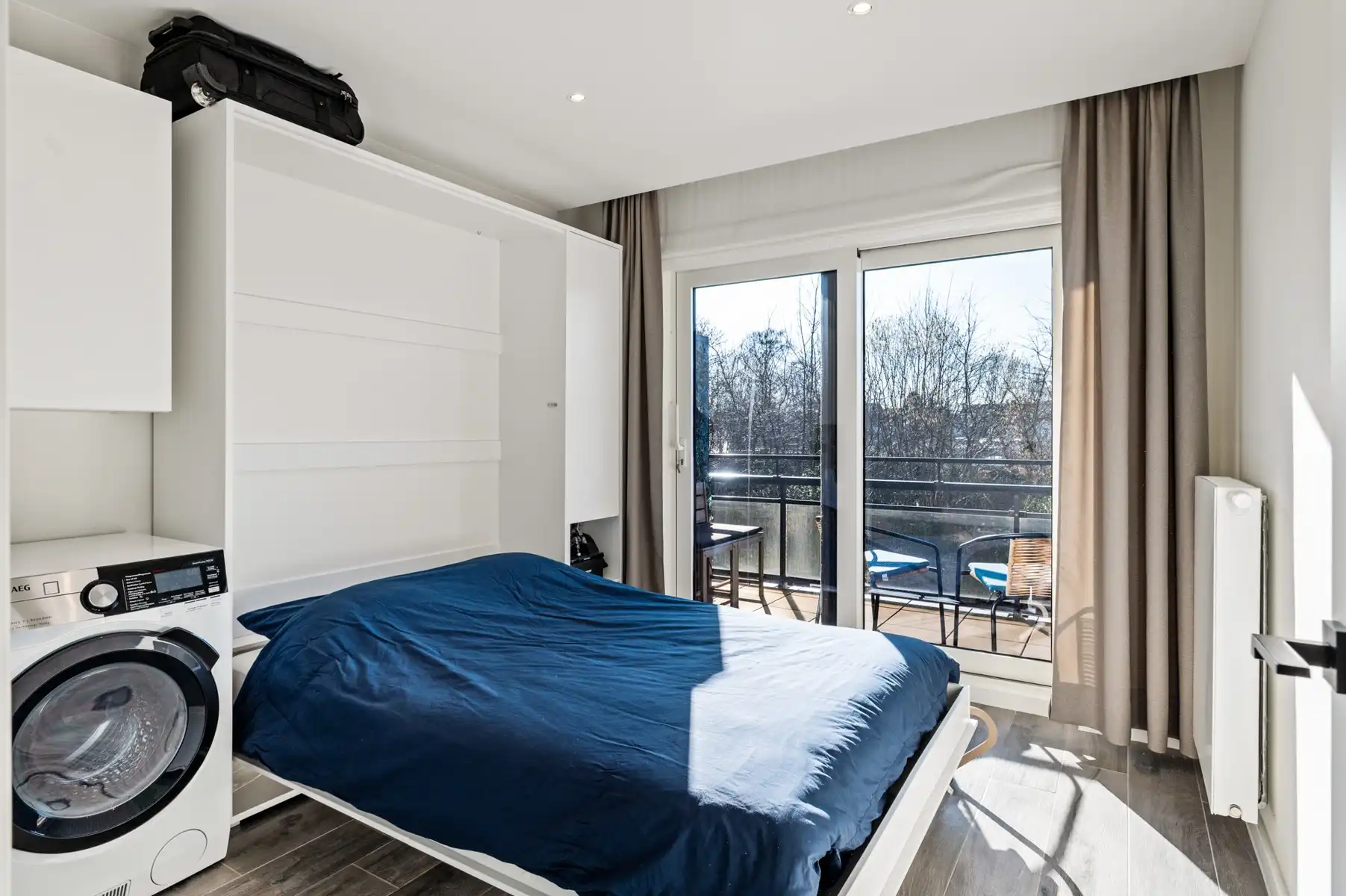Prachtig gerenoveerd appartement met garage foto 12